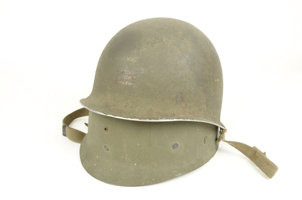 Casque US M avec grades de Capitaine et son sous casque IMP / PONTARLIER