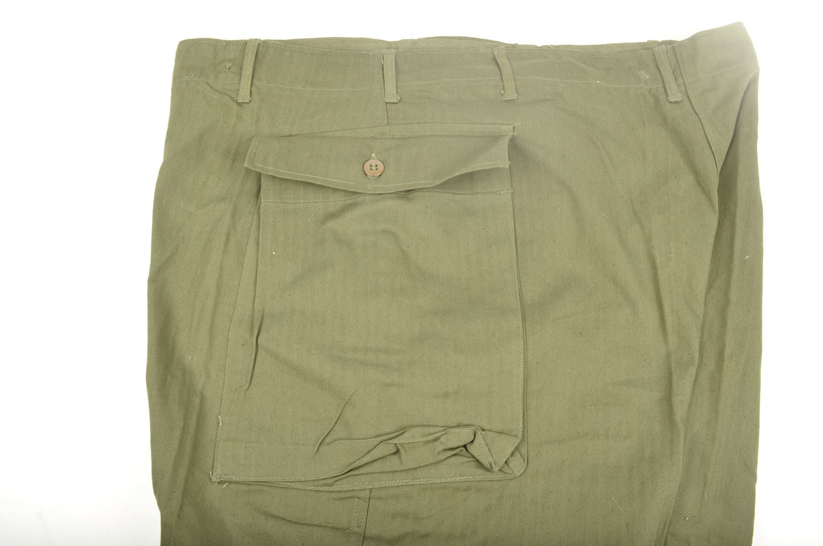 Pantalon HBT US ARMY / NEUF DE STOCK et daté 1944