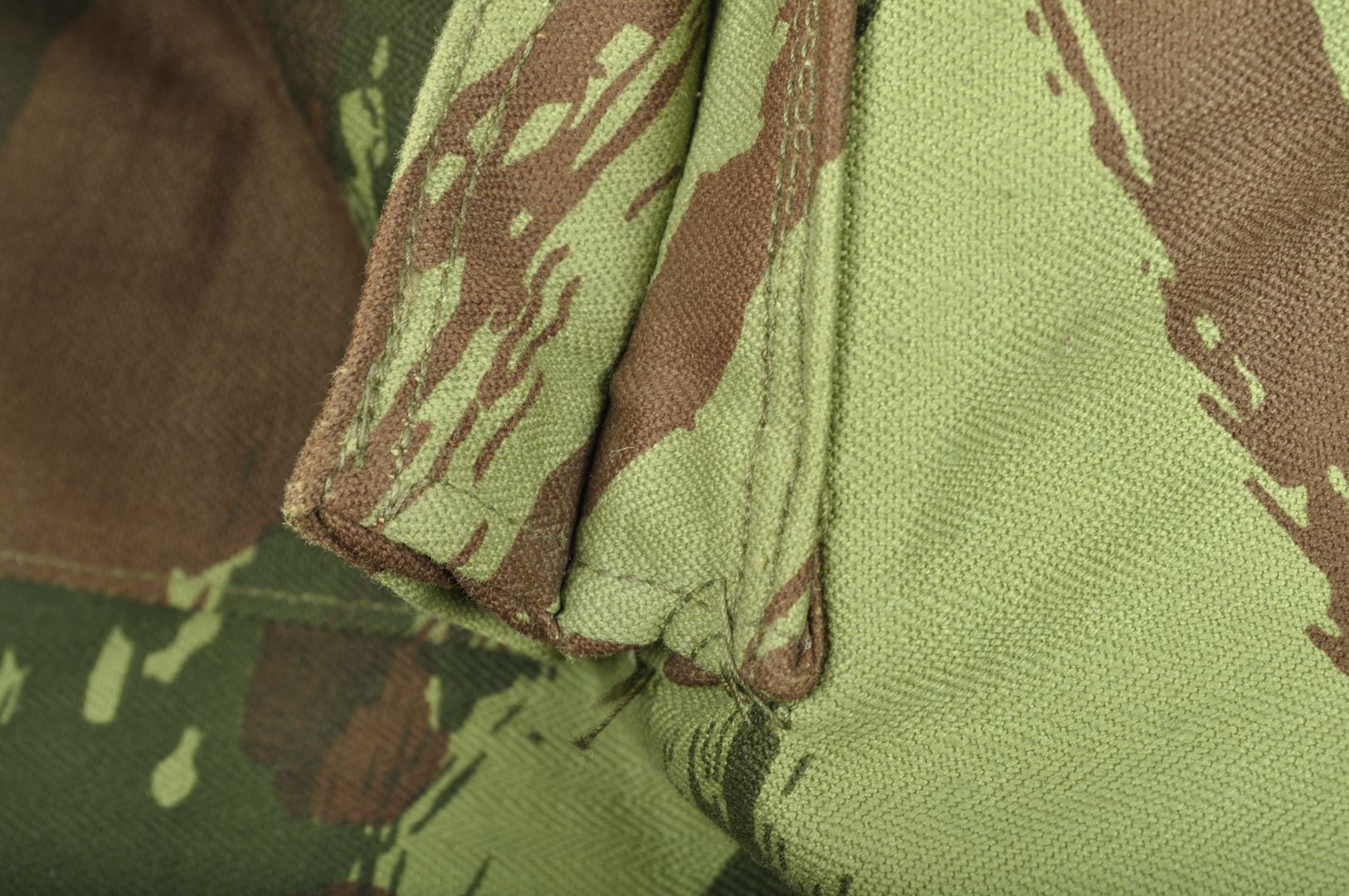 Pantalon TAP 47 / 56 camouflé / ETAT NEUF