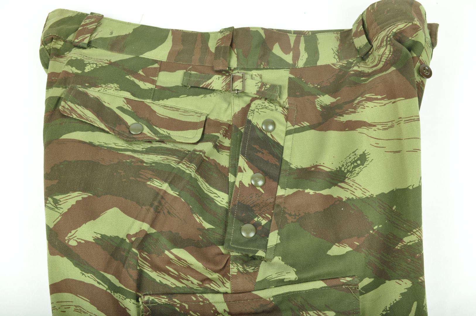 Pantalon TAP 47 / 56 camouflé / ETAT NEUF