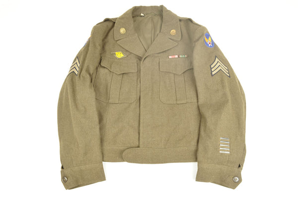 Grouping US AIR FORCE identifié / 12th Airforce 322nd SG