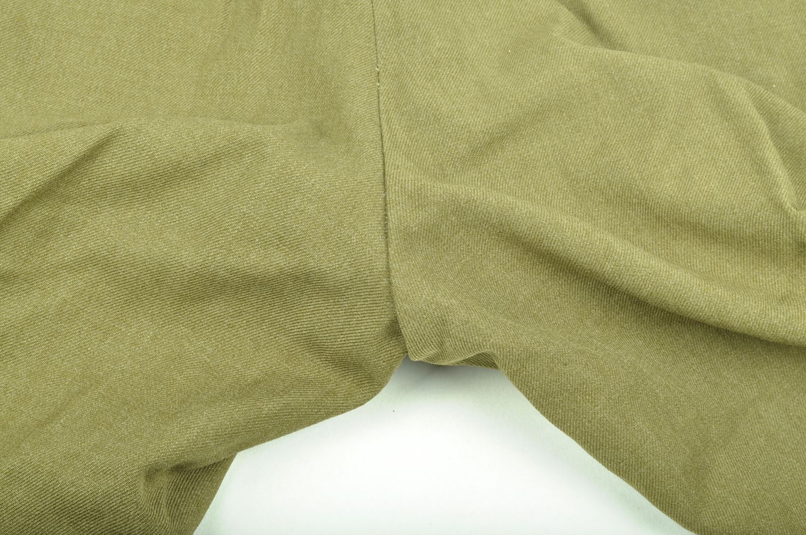 Pantalon moutarde matriculé