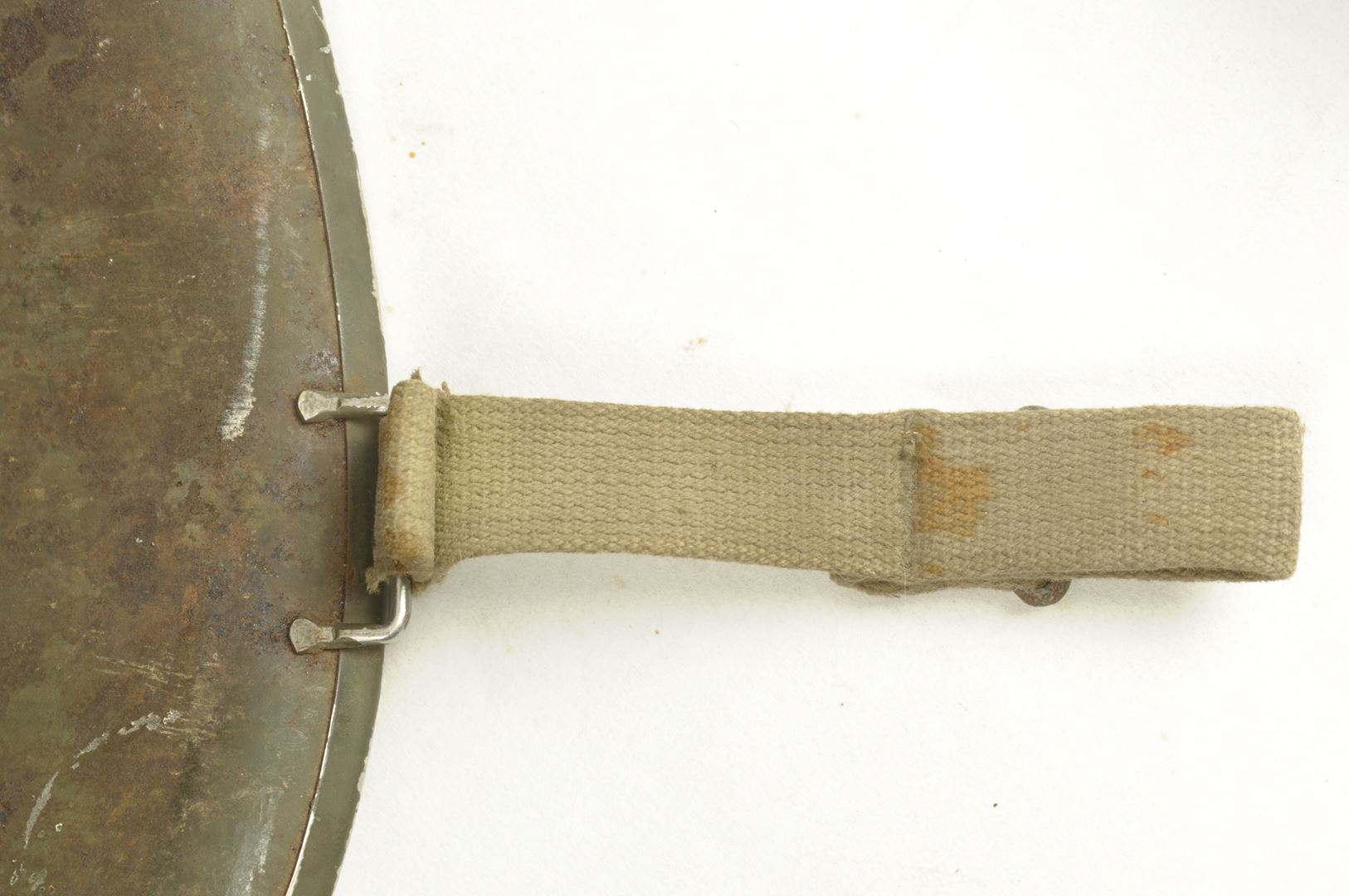 Casque US M avec grades de Capitaine et son sous casque IMP / PONTARLIER