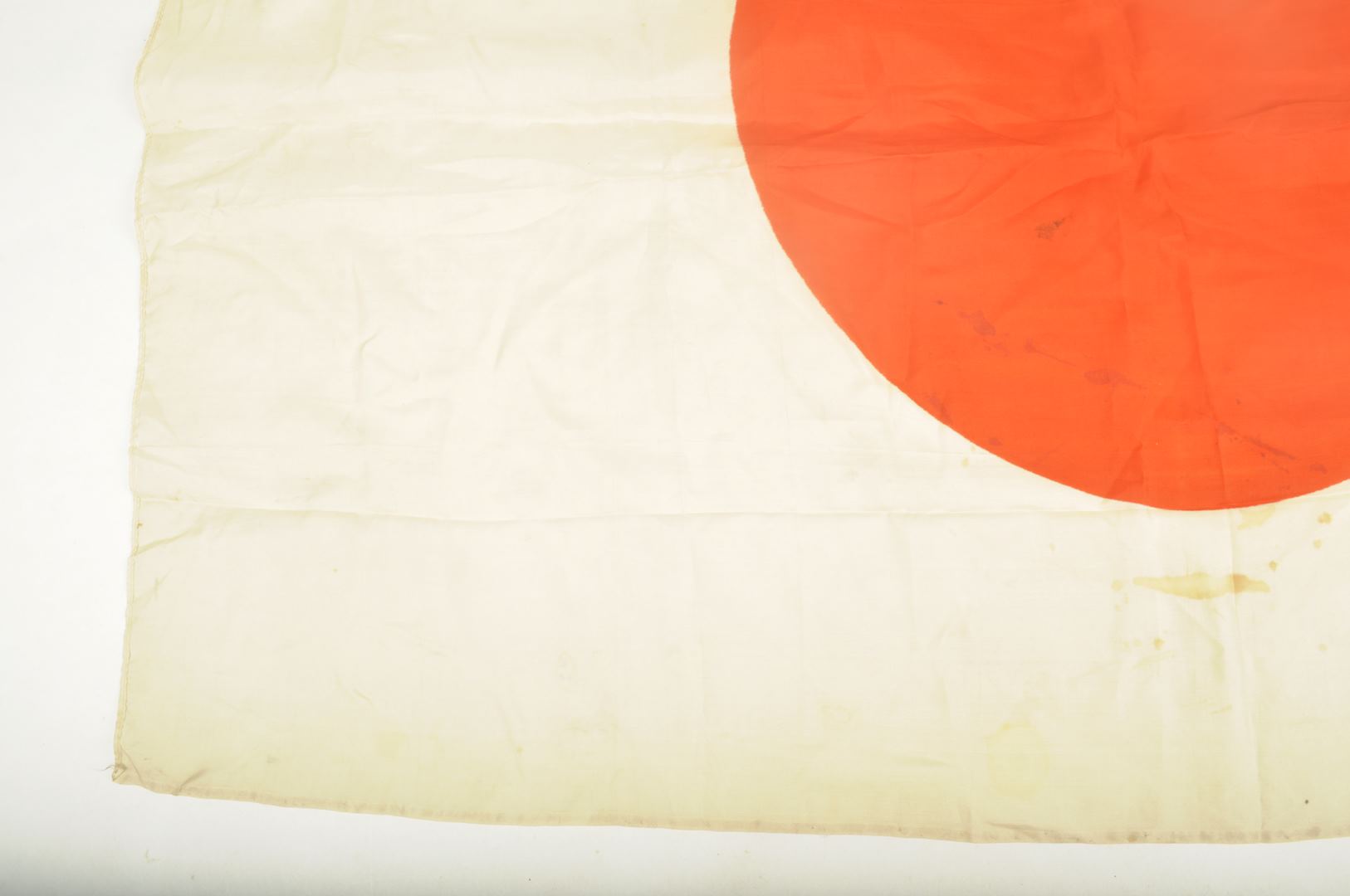 Drapeau pris sur un prisonnier Japonais / Nominatif 441st Counter Intelligence Corps