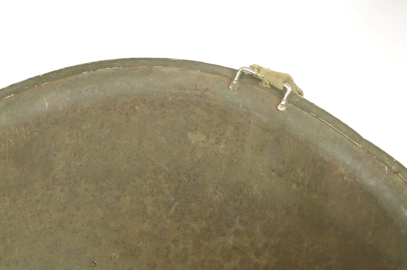 Casque US M avec grades de Capitaine et son sous casque IMP / PONTARLIER