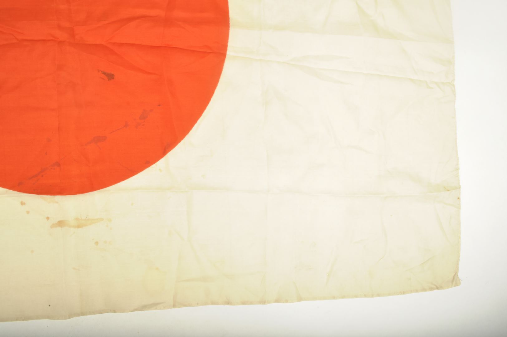 Drapeau pris sur un prisonnier Japonais / Nominatif 441st Counter Intelligence Corps