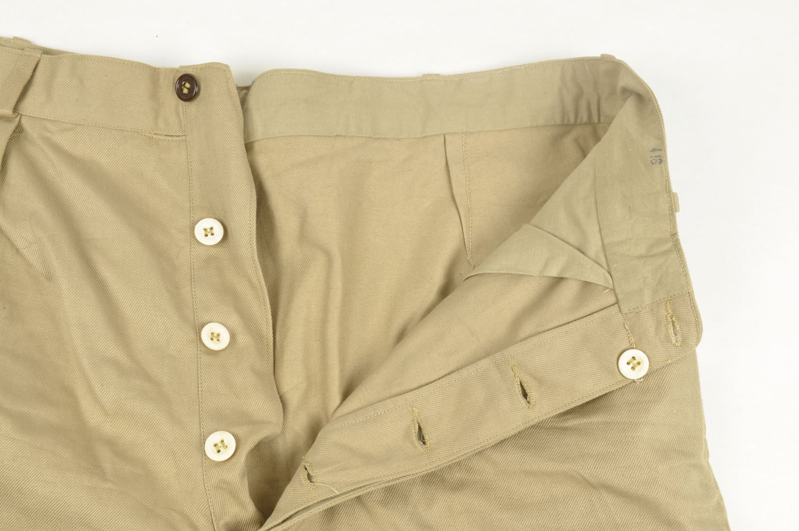 Short CEFEO / FTEO ETAT NEUF