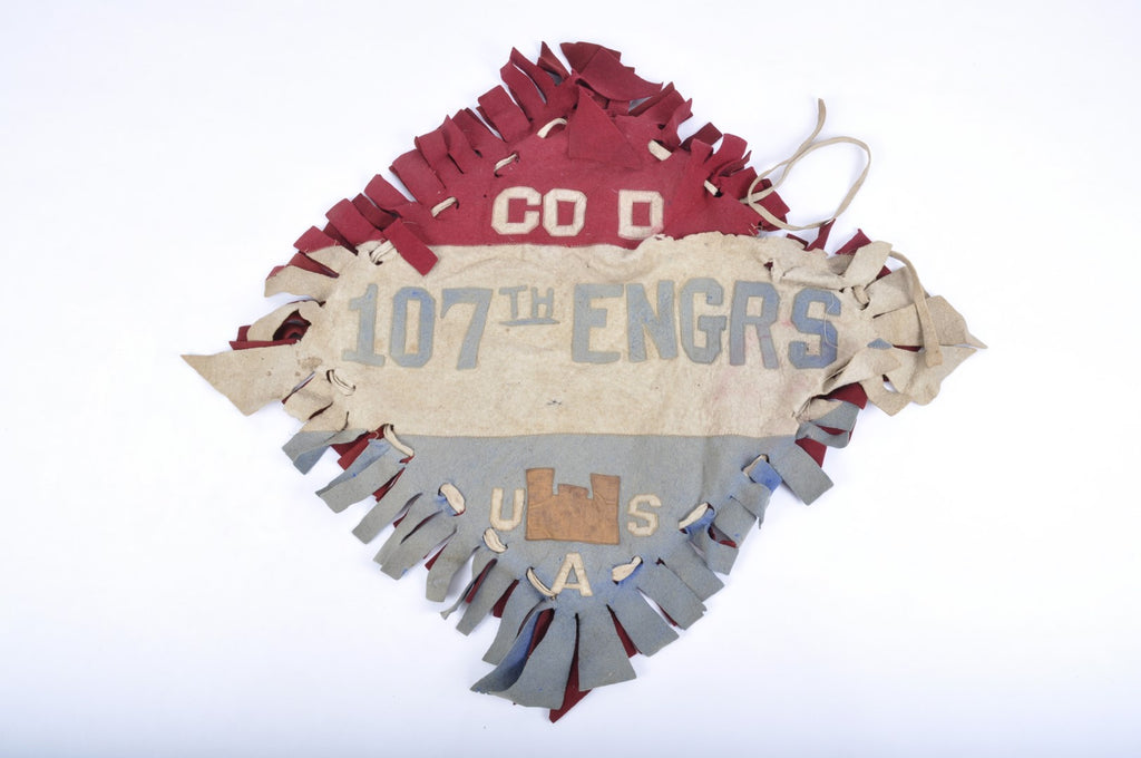 Fanion Souvenir du 107th Engineer Battalion Normandie / Ardennes
