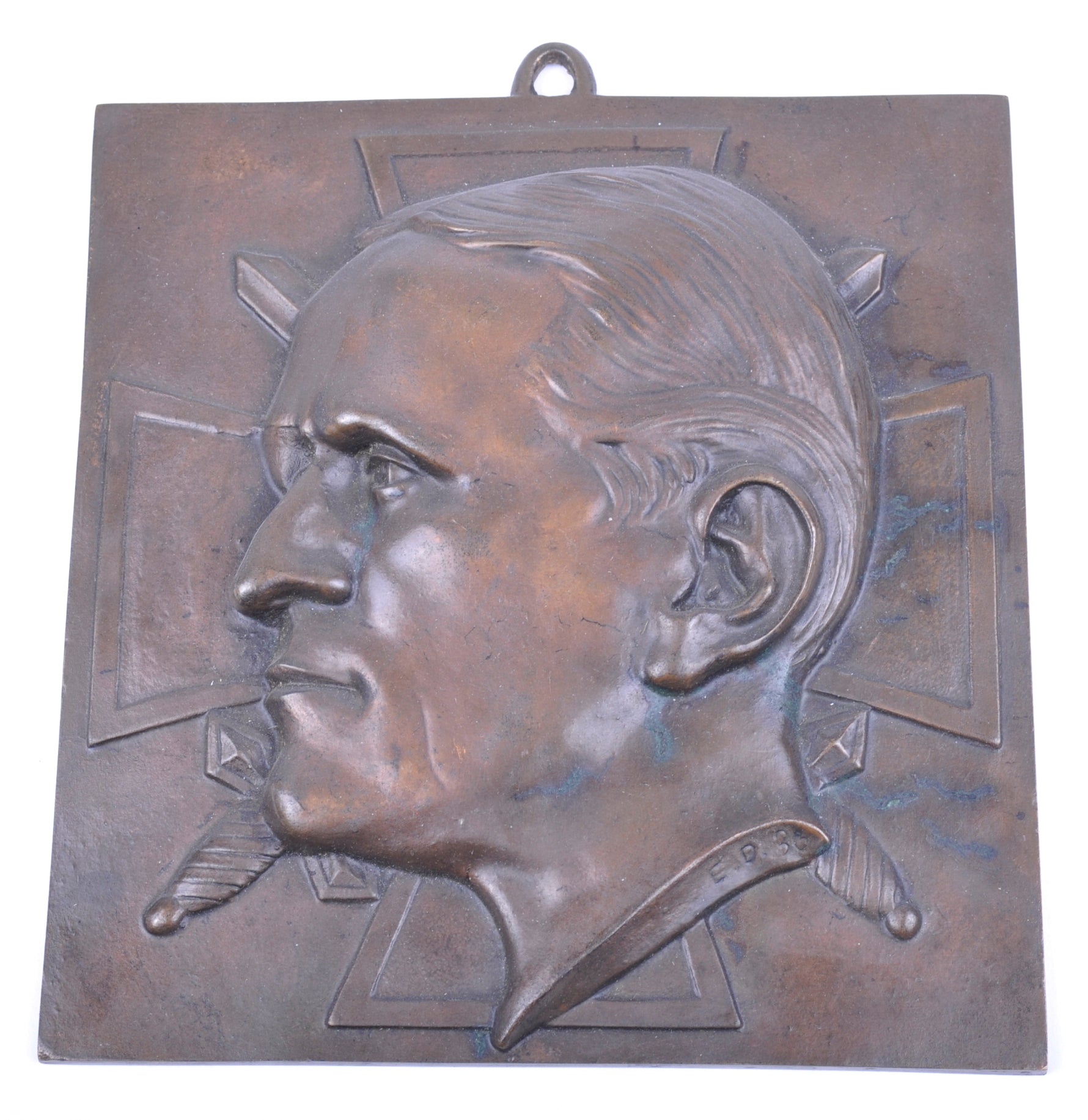Plaque en bronze représentant le colonel De la Rocque